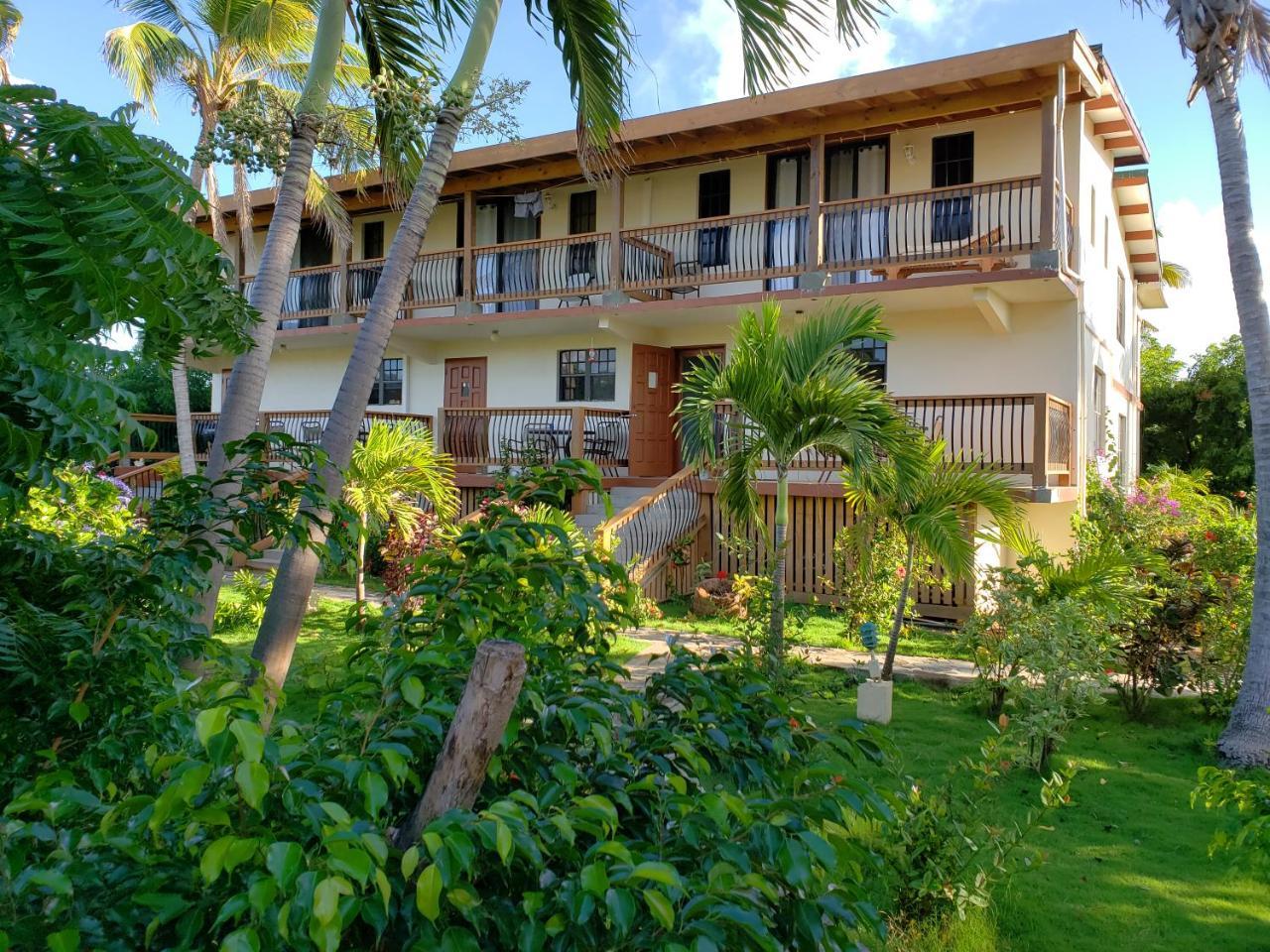 Bayview Vacation Apartments Спениш Таун Екстериор снимка