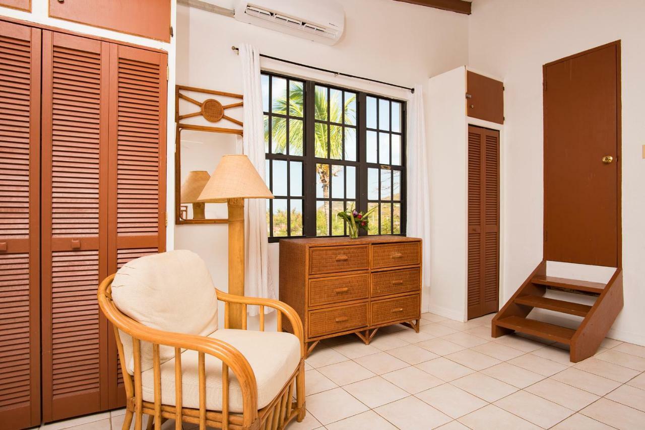 Bayview Vacation Apartments Спениш Таун Екстериор снимка
